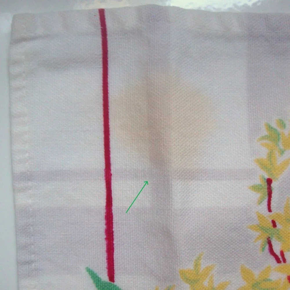 Set of 4 Red Tulip Flower Napkins Cotton &/or Linen Retro Vintage Spring Floral